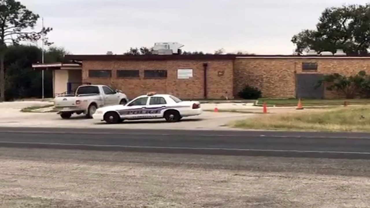 Police Scene clearing in Floresville after report of shots...